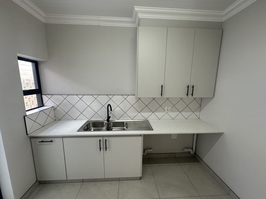 3 Bedroom Property for Sale in Fraaiuitsig Western Cape